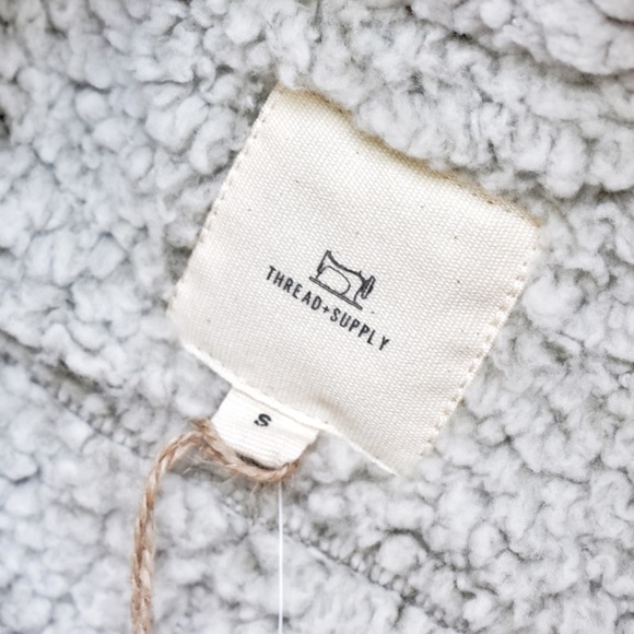 🆕 New Stock! Thread + Supply Sherpa Vest - Sage - Picture 6 of 6